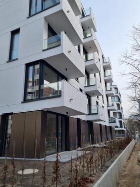 Foto - 2 Zimmer Neubauwohnung am Wasser in Tiergarten - EG mit Garten✅