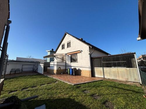 Foto - Freistehendes Einfamilienhaus in 67278 Bockenheim