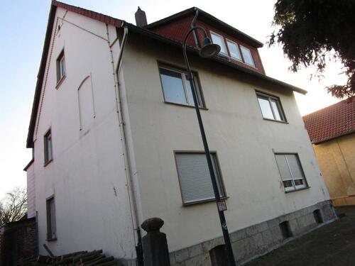 Foto - Mehrfamilienhaus mit Nebenhaus in 31028 Gronau, OT Banteln