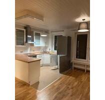 Stilvolle Maisonette-Wohnung in ruhiger Lage! Möbliert ! - Düsseldorf Stadtbezirk 2