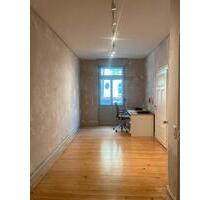 AtelierBüroStudio - 370,00&nbsp;EUR Kaltmiete, ca.&nbsp; 18,00&nbsp;m&sup2; in Karlsruhe (PLZ: 76135) Beiertheim-Bulach