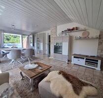 Dachgeschosswohnung #TOP #frisch renoviert #Loggia #Garage - Bielefeld Stieghorst