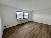 Foto - Renovierte2,5-+1Zimmer-Wohnung mit großer Dachterrasse
