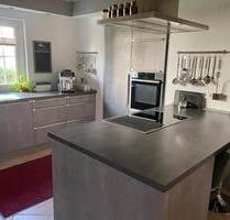 Mietwohnung - 1.350,00&nbsp;EUR Kaltmiete, ca.&nbsp; 125,00&nbsp;m&sup2; in Deuerling (PLZ: 93180)