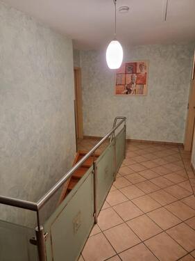 Foto - 12 Zimmer Mehrfamilienhaus, Wohnhaus in Burghaun