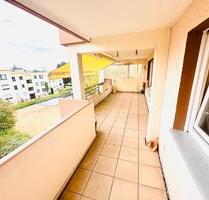 Freistehende Wohnung mit XXL-Sonnenbalkon, Aufzug & provisonsfrei - Rheinbach