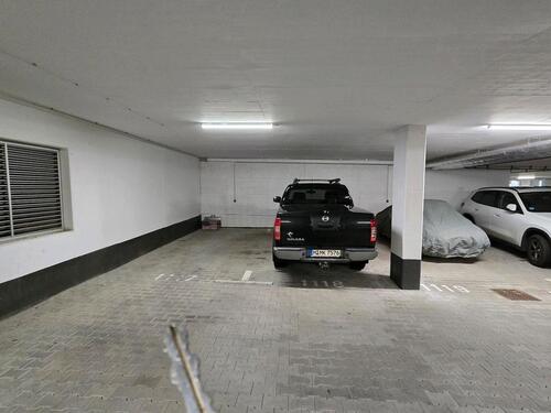 Foto - Tiefgaragen Stellplatz - 75,00&nbsp;EUR Miete,