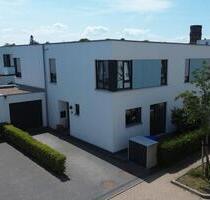 Familienglück in ruhiger Spielstraße–modernes Zuhause mit Garage - Mönchengladbach Nord