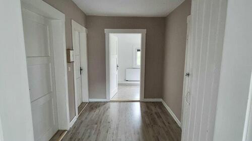 Foto - Helle 3-Zimmer Wohnung- 73 m² - Gartensitzplatz - zentral
