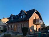 Foto - Schickes Zweifamilienhaus im Landhausstil