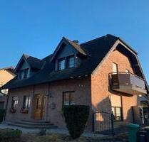 Schickes Zweifamilienhaus im Landhausstil - Wassenberg