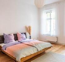 Modernisierter lichtdurchfluteter Altbau - Berlin Treptow-Köpenick Modernisierter lichtdurchfluteter Altbau - Berlin Treptow-Köpenick