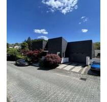 Architektenhaus in attraktiver Lage in Bensheim