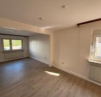 Erdgeschoss Wohnung 92qm 4 Zimmer 2x Stellplatz 2x Bad XXL Garten - Bielefeld Gadderbaum