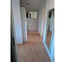5 Raum Wohnung - 1.000,00&nbsp;EUR Kaltmiete, ca.&nbsp; 120,00&nbsp;m&sup2; in Bitterfeld-Wolfen (PLZ: 06749)