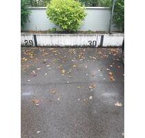 PKW Stellplatz in zentraler Lage von Neusäß, Außenstellplatz - Dinkelscherben