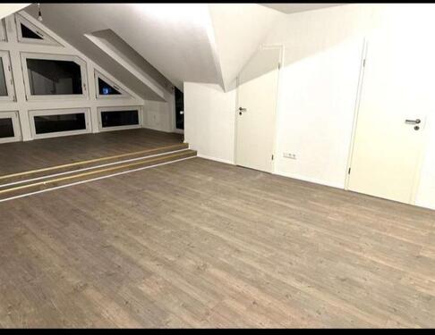 Foto - Lichtdurchflutete 2 Zimmer Wohnung