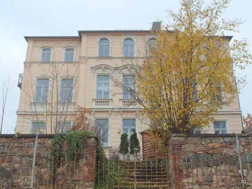 Foto - Geräumige 3-Zimmer-Wohnung in schöner Stadtvilla * mit Terrasse, Parkettboden & Kamin