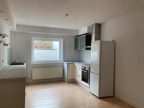 Foto - Hochwertige Einliegerwohnung mit EBK, separater Zugang, Terrasse