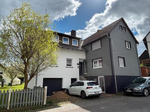 Foto - 6 Zimmer Einfamilienhaus zum Kaufen in Ebsdorfergrund