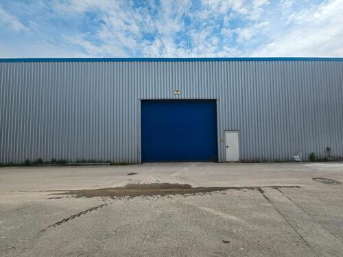 Foto - Lagerhalle - 2.160,00&nbsp;EUR Kaltmiete, ca.&nbsp; 480,00&nbsp;m&sup2;