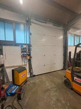 Foto - Vermietung eines Hallenteils - 1.000,00&nbsp;EUR Kaltmiete, ca.&nbsp; 8,50&nbsp;m&sup2;