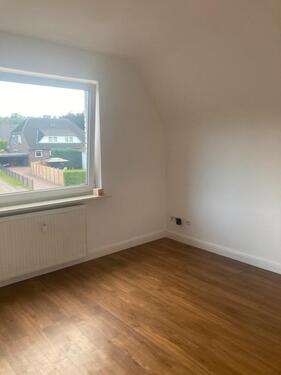 Foto - 2 Zimmer Dachgeschoßwohnung zur Miete in Ahrensburg