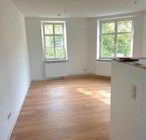 Barrierefreie, komplett sanierte Wohnung im EG mit 3 Zimmern - Großröhrsdorf