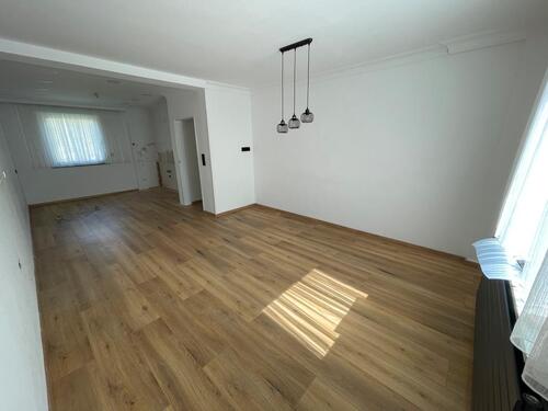 Foto - Renovierte Wohnung über zwei Etagen mit toller Aussicht