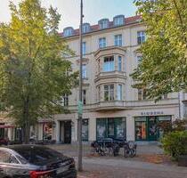 Sofort bezugsfrei: Museumsinsel 2-Zimmer Altbauwohnung in Berlin
