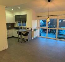 Helle & moderne 4-Zimmer-Wohnung zu vermieten mit EBK - Neuenstadt am Kocher