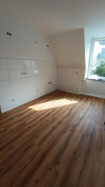 Foto - 4 Zimmer Dachgeschoßwohnung zur Miete in Wuppertal