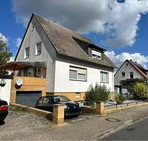 EinfamilienhausZweifamilienhaus in 31275 Lehrte