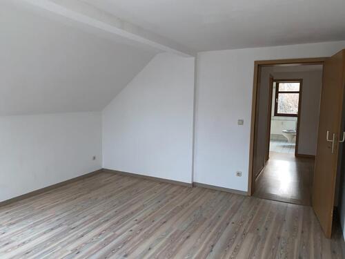 Foto - 2 Zimmer Dachgeschoßwohnung zur Miete in Lichtentanne