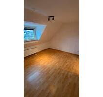 2 Zimmer Wohnung in Naila - 300,00&nbsp;EUR Kaltmiete, ca.&nbsp; 37,00&nbsp;m&sup2; in Naila (PLZ: 95119)