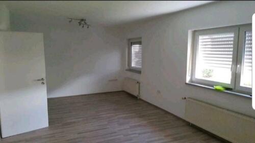 Foto - 7 Zimmer Mehrfamilienhaus, Wohnhaus in Schwandorf