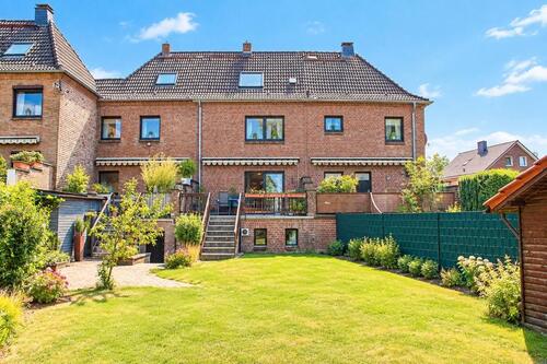 Foto - Charmantes Reihenfamilienhaus mit Terrasse, Garten & Souterrain
