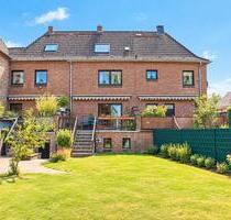 Charmantes Reihenfamilienhaus mit Terrasse, Garten & Souterrain - Kamp-Lintfort