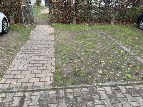 Foto - Kein Parkplatz frei? Stellplatz in Haßloch ab sofort zu vermieten!