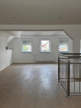 Foto - Dachgeschosswohnung neu renoviert. 250qm