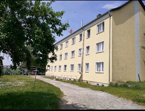 Foto - Renovierte 2-Zimmerwohnung - 300,00&nbsp;EUR Kaltmiete, ca.&nbsp; 49,00&nbsp;m&sup2;