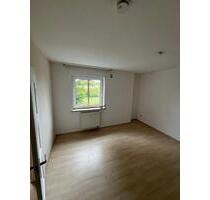 Provisionsfrei! 2-Zimmer-Wohnung mit Potenzial in Bad Rodach