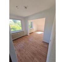 Dachgeschosswohnung, ruhige Lage, 45m², sofort frei - Wiehl