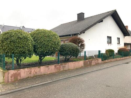 Foto - Gepflegtes Einfamilienhaus mit großem Garten in ruhiger Wohnlage