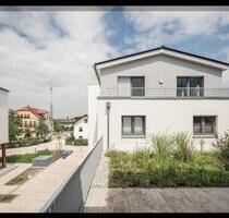 Neuwertige 2-Zimmer Dachterrassenwohnung im Herzen von Maisach