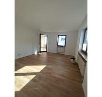 Zentral gelegene 3-Zi-Whg mit sonnigem Balkon ca. 5min zur Residenz - Würzburg Sanderau