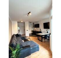 Möbliert, modern & zentrumsnah: 2-Zimmer-Wohnung mit Loggia - Leipzig Nordost