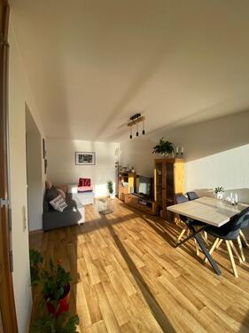 Foto - Toplage: 2-Zimmer-Wohnung mit Terrasse und Stellplatz