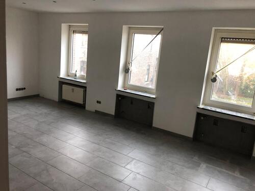 Foto - 6 Zimmer Etagenwohnung zur Miete in Nettetal