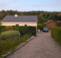 Traumhaftes Einfamilienhaus mit Weitblick & Riesen-Garten - Partenstein